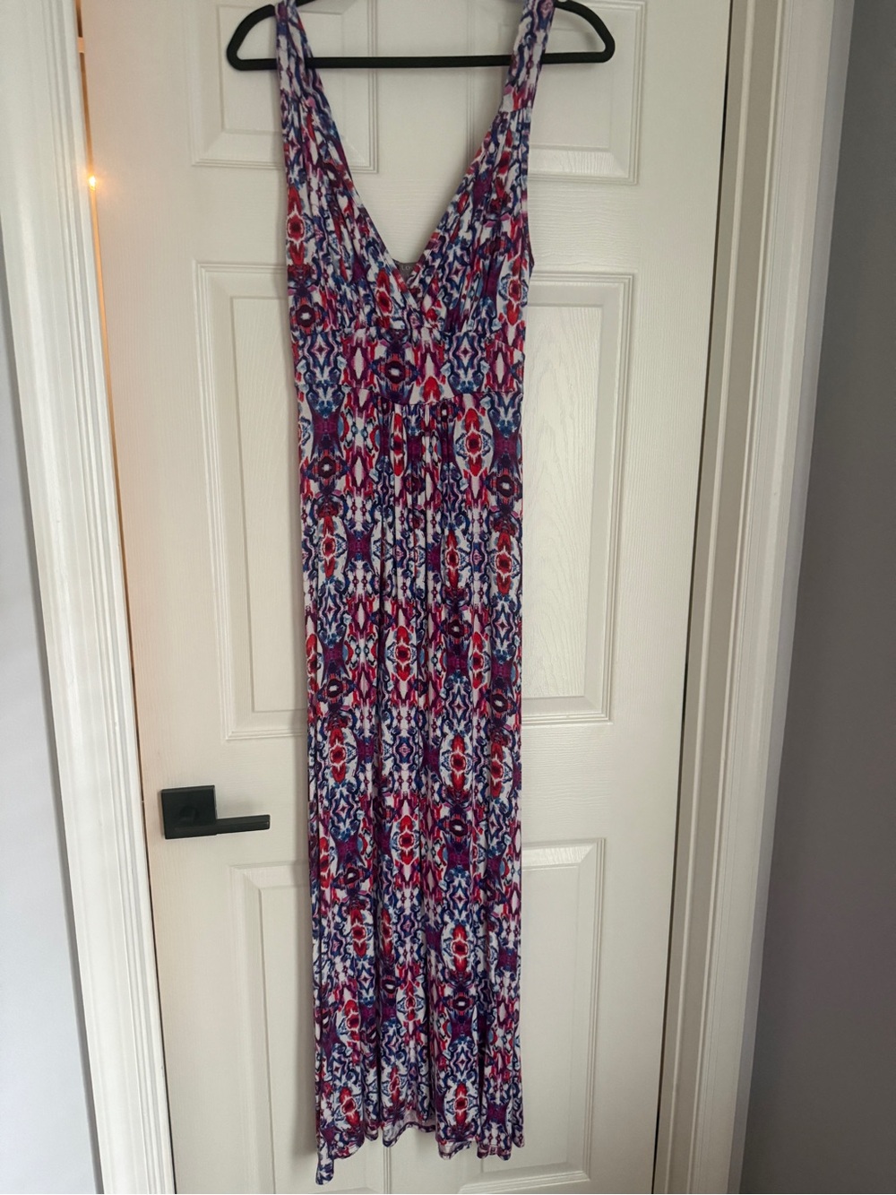 Loveappella Pink, Purple, Blue & White Sleeveless V-Neck Maxi Dress